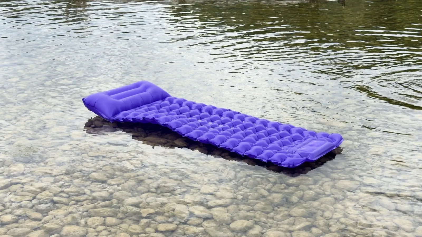 Gonflage du MAT’ Original avec sa pompe intégrée
